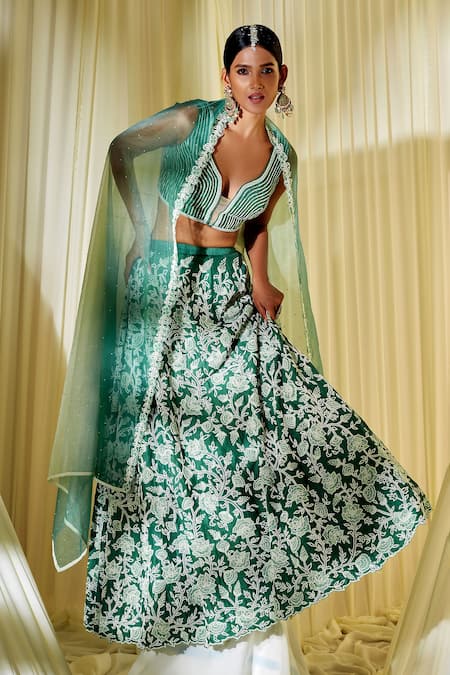 Disha Muchhala Floral Embroidered Bridal Lehenga Set 