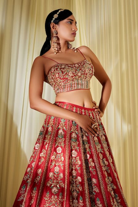Disha Muchhala Red Silk, Net Floral Scoop Neck Embroidered Bridal Lehenga Set Online at Aza Fashions Disha Muchhala_Red Silk, Net Floral Scoop Neck Embroidered Bridal Lehenga Set _Online_at_Aza_Fashions