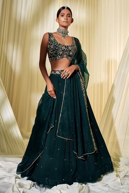 Disha Muchhala Green Organza, Chiffon Cutdana, Pearl Scoop Neck Embroidered Bridal Lehenga Set 