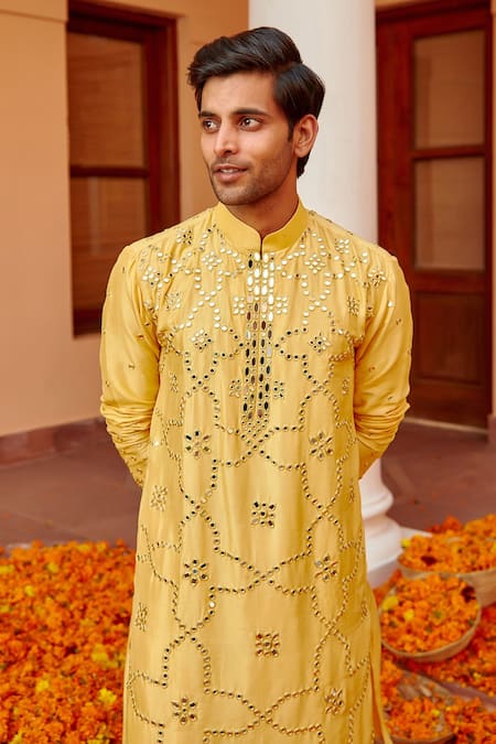 Buy_Twenty Nine_Yellow Dupion Silk Mirror Work Kurta _Online_at_Aza_Fashions