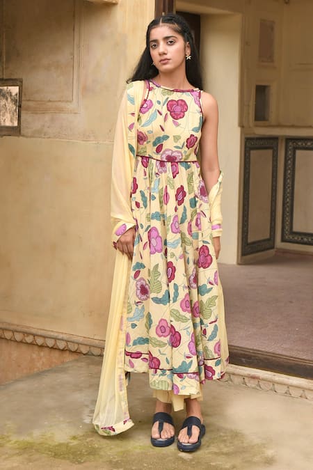 Taro Yellow Dupatta Chiffon, Mulmul Floral Print Boat Neck Canary Anarkali Set 