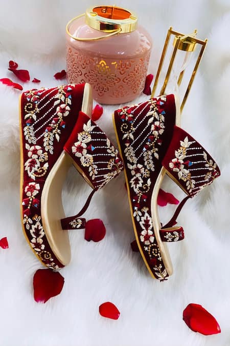 Shiveen Shiveen Anaya Floral Embroidered Wedges 