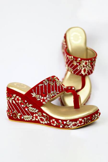 Shiveen Shiveen_Red Hand Embroidered Anaya Floral Wedges _Online_at_Aza_Fashions