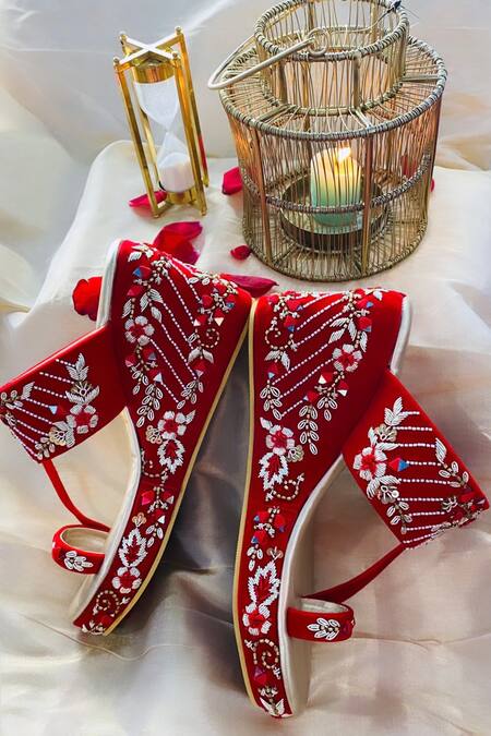 Shiveen Shiveen Red Hand Embroidered Anaya Floral Wedges at Aza Fashions Shiveen Shiveen_Red Hand Embroidered Anaya Floral Wedges _at_Aza_Fashions