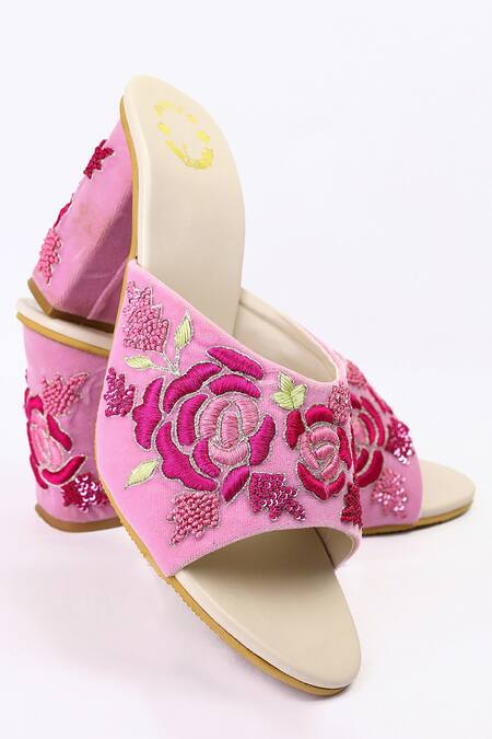 Shiveen Shiveen_Pink Embroidered Floral Block Heels _Online_at_Aza_Fashions