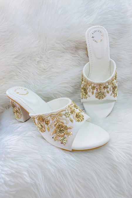 Shiveen Shiveen White Embroidered Block Heels 