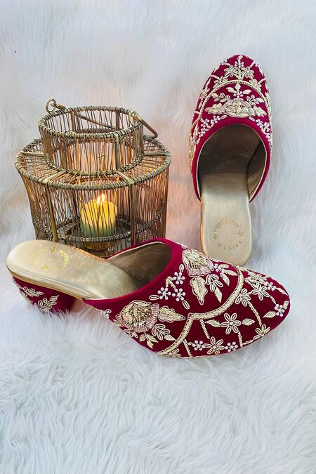 Shiveen Shiveen Maroon Embroidered Velvet Mule Block Heels 
