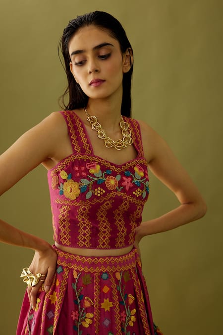 Shop_Chandrima_Fuchsia Chanderi Beads And Sequin, Thread Sweetheart Neck Embroidered Bustier _Online_at_Aza_Fashions