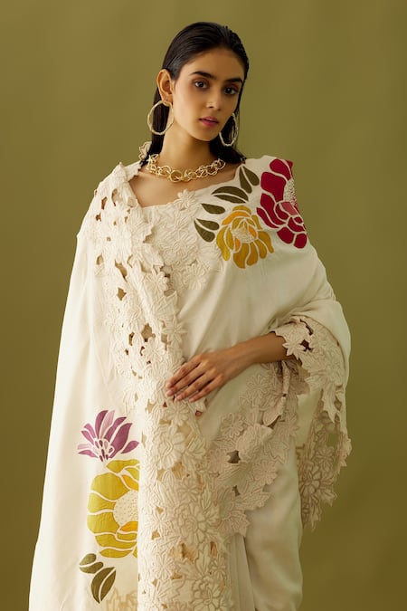 Buy Chandrima Ivory Chanderi Floral Appliques Saree Online at Aza Fashions Buy_Chandrima_Ivory Chanderi Floral Appliques Saree _Online_at_Aza_Fashions
