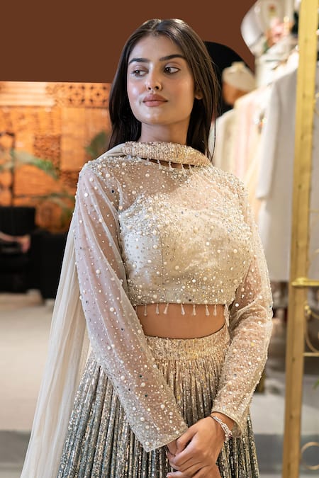 Soniya G_Green Silk Blend Sequins Round Ombre Embroidered Lehenga And Blouse Set_Online_at_Aza_Fashions