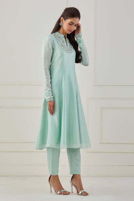 Rashi Jain_Green Chanderi Embroidery Sequins Mandarin Collar Aasma Anarkali Set _Online_at_Aza_Fashions
