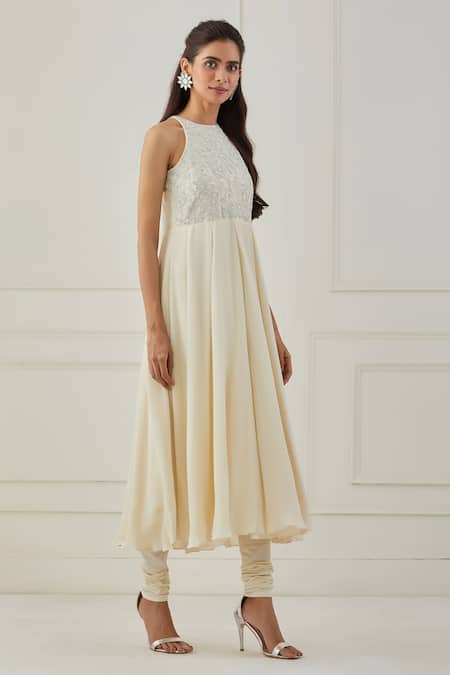 Rashi Jain_White Chanderi Sequins, Thread, Beads Round Noor Anarkali Set _Online_at_Aza_Fashions