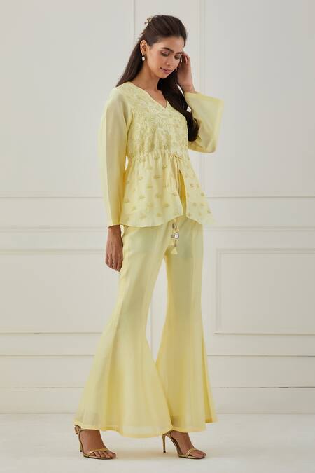 Rashi Jain_Yellow Chanderi Thread, Beads V Neck Genda Kurta And Flared Pant Set _Online_at_Aza_Fashions