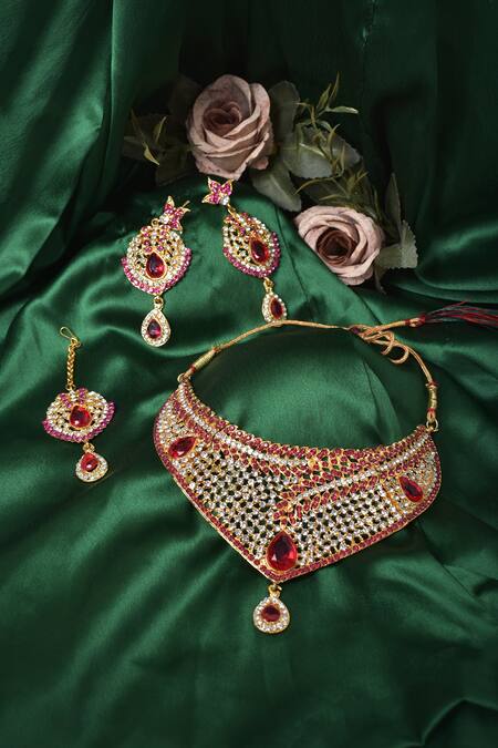 Buy_Samyukta Singhania_Gold Plated Stones Cutwork Studded Necklace Set_Online_at_Aza_Fashions