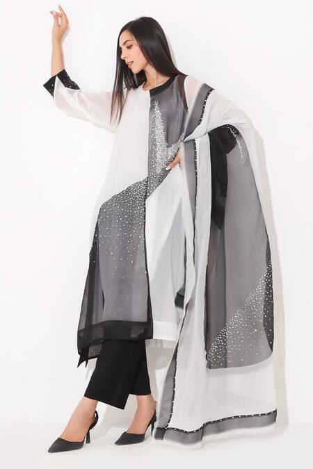 Shop Neelu Sethi Black Organza And Cotton Lining Shantoon Sequin Round Color Block Kurta Pant Set at Aza Fashions Shop_Neelu Sethi_Black Organza And Cotton Lining Shantoon Sequin Round Color Block Kurta Pant Set_at_Aza_Fashions