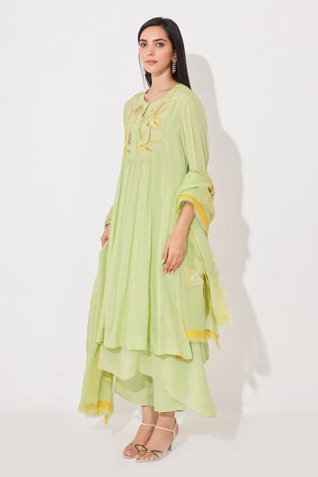 Neelu Sethi_Green Dupatta Organza, Kurta Chinon Chiffon, Pants Cotton Satin Anarkali Set_Online_at_Aza_Fashions