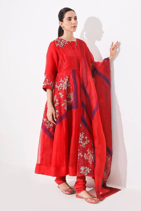 Shop Neelu Sethi Red Organza, Lining Shantoon Sequin Work, Patch And Stone Notched Anarkali Set at Aza Fashions Shop_Neelu Sethi_Red Organza, Lining Shantoon Sequin Work, Patch And Stone Notched Anarkali Set_at_Aza_Fashions