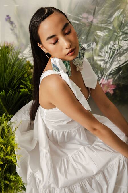 Buy The Iaso White 100% Cotton Leaf Neck Tiered Dress Online at Aza Fashions Buy_The Iaso_White 100% Cotton Leaf Neck Tiered Dress _Online_at_Aza_Fashions