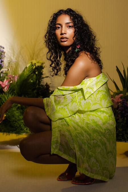 Buy The Iaso Green Viscose Crepe Floral Collared Neck Pattern Shirt Online at Aza Fashions Buy_The Iaso_Green Viscose Crepe Floral Collared Neck Pattern Shirt _Online_at_Aza_Fashions