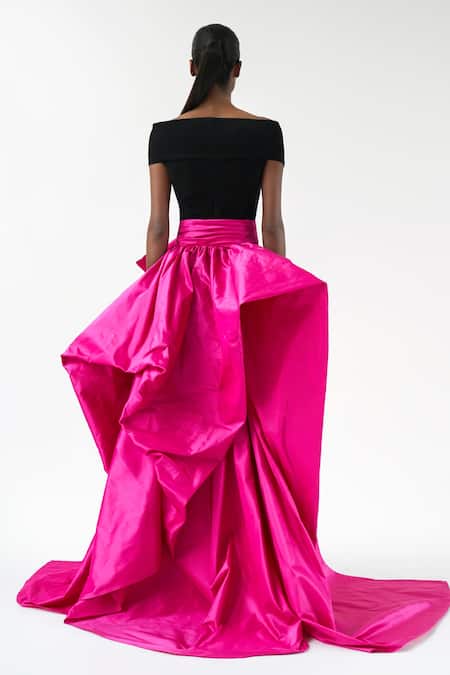 Shop Gauri & Nainika Pink Tafetta Front Bow Belt Skirt at Aza Fashions Shop_Gauri & Nainika_Pink Tafetta Front Bow Belt Skirt _at_Aza_Fashions