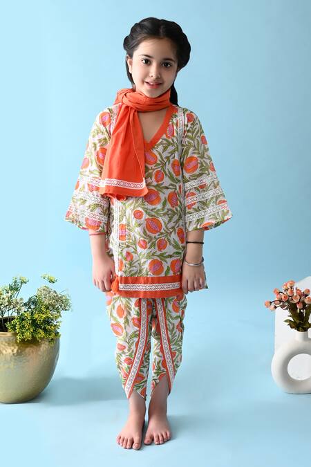 Buy_THE COTTON STAPLE_Orange Cotton Lace Taj Floral Print Kurta Set _Online_at_Aza_Fashions