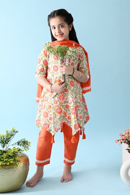 THE COTTON STAPLE Amira Floral Print Anarkali Set 