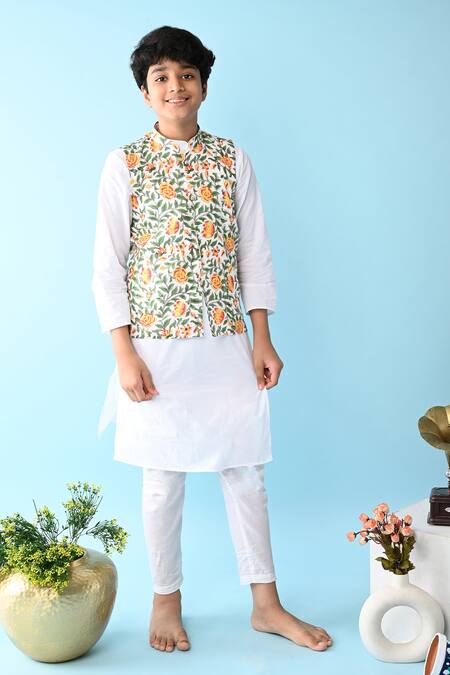 The Cotton Staple_White Cotton Embroidery Floral Printed Bundi And Kurta Set _Online_at_Aza_Fashions