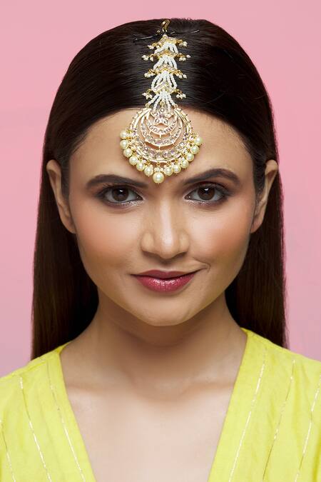 Shop_Kiara_Gold Plated Kundan Embellished Maangtika_Online_at_Aza_Fashions