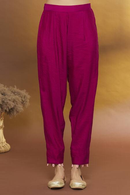 Samyukta Singhania Magenta Chanderi, Organza Embroidery Boat Neck Kurta Set With Ruffle Dupatta at Aza Fashions Samyukta Singhania_Magenta Chanderi, Organza Embroidery Boat Neck Kurta Set With Ruffle Dupatta _at_Aza_Fashions