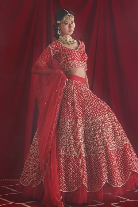 Shloka Sudhakar_Red Organza, Dupatta Net Zardozi And Pearl Work V Embroidered Bridal Lehenga Set _Online_at_Aza_Fashions