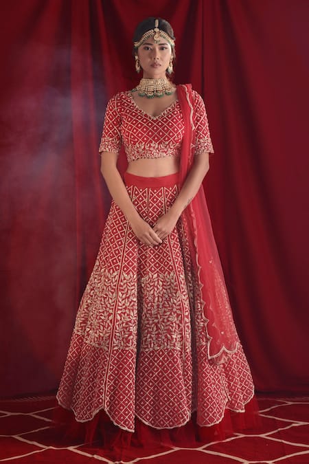 Buy_Shloka Sudhakar_Red Organza, Dupatta Net Zardozi And Pearl Work V Embroidered Bridal Lehenga Set _Online_at_Aza_Fashions
