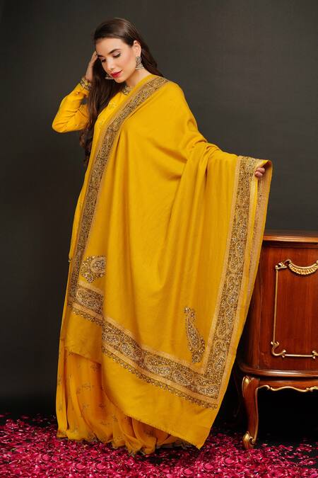 Dusala Yellow Pashmina Wool Woven Shawl Online at Aza Fashions Dusala_Yellow Pashmina Wool Woven Shawl_Online_at_Aza_Fashions