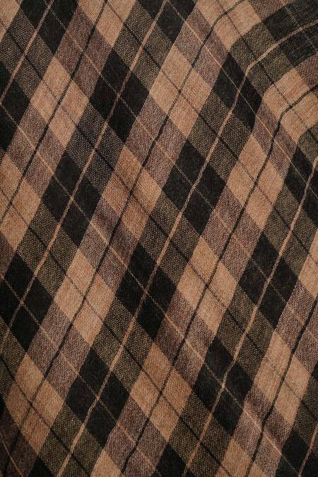 Dusala_Black Handwoven Pashmina Reversible Checkered Shawl _at_Aza_Fashions