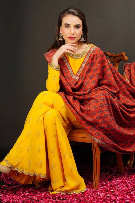 Dusala Red Handwoven Pashmina Antique Kashmiri Shawl
