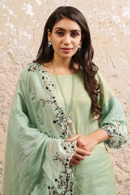 Naaz By Noor_Green Cotton, Organza, Chanderi Plain Round Sleeve Embroidered Kurta Set _at_Aza_Fashions