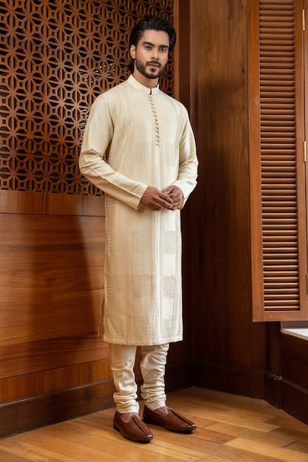 Darshika Menswear Pintuck Kurta Set 