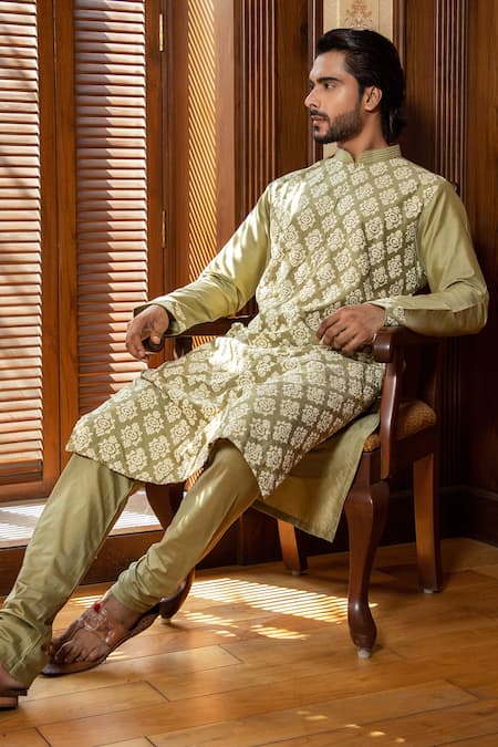 Shop_Darshika Menswear_Green Cotton Silk Floral Thread Work Embroidered Kurta Set _at_Aza_Fashions