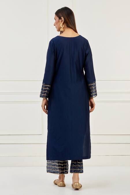 Shop Ikshita Choudhary Blue Chanderi Embroidered Chita V Neck Kurta And Pant Set at Aza Fashions Shop_Ikshita Choudhary_Blue Chanderi Embroidered Chita V Neck Kurta And Pant Set_at_Aza_Fashions