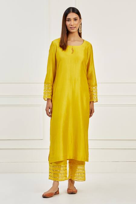 Buy Ikshita Choudhary Yellow Chanderi Embroidered Chita Round Kurta Pant Set Online at Aza Fashions Buy_Ikshita Choudhary_Yellow Chanderi Embroidered Chita Round Kurta Pant Set_Online_at_Aza_Fashions