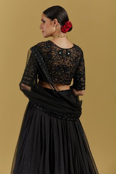 Ikshita Choudhary_Black Net Sequin And Cutdana Work Floral Embroidered Dupatta_at_Aza_Fashions