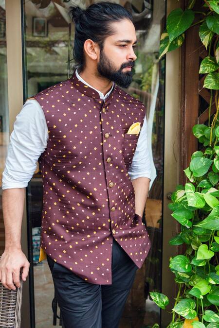 Seirra Thakur_Brown Silk Geometric Pattern Bundi_Online_at_Aza_Fashions