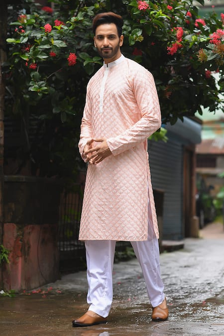 Priyanka Haralalka_Peach Cotton , Katan Geometric Embroidered Kurta Set_Online_at_Aza_Fashions
