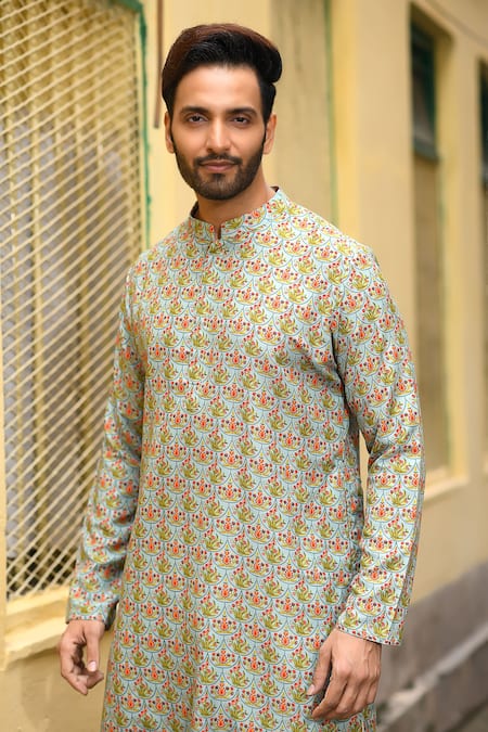 Buy_Priyanka Haralalka_Blue Silk Bourette, Viscose Blend Floral, Scallops Print Kurta Set _Online_at_Aza_Fashions