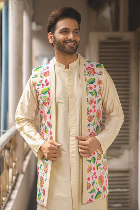 Shop_Priyanka Haralalka_Beige Cotton , Bourette Floral Print Bundi And Kurta Set_Online_at_Aza_Fashions