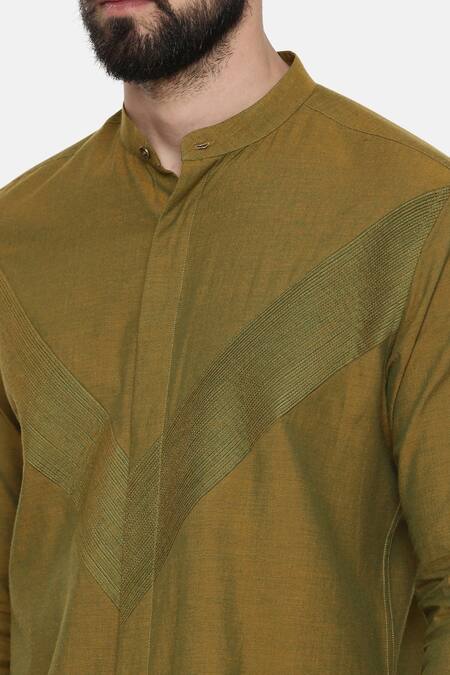 Mayank Modi - Men_Green Malai Cotton Plain Mandarin Collar Pintuck Shirt _at_Aza_Fashions