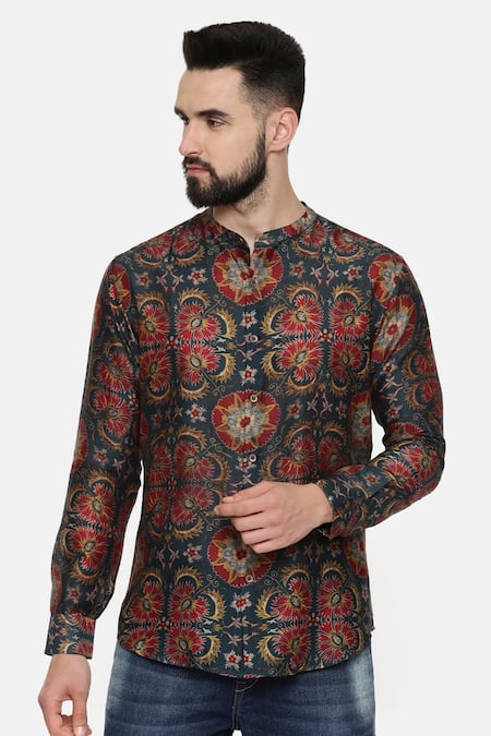 Shop_Mayank Modi - Men_Green Linen Bemberg Geometric Print Shirt _Online_at_Aza_Fashions