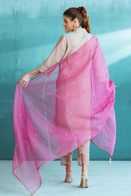 Mandira Wirk - Indian Brown Organza, Crepe, Tissue Chanderi Floral Dori Motifs V Embroidered Kurta Set Online at Aza Fashions Mandira Wirk - Indian_Brown Organza, Crepe, Tissue Chanderi Floral Dori Motifs V Embroidered Kurta Set _Online_at_Aza_Fashions