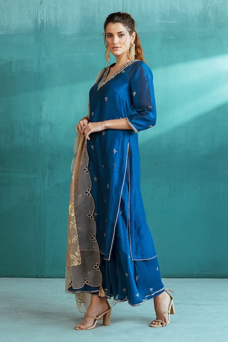 Buy_Mandira Wirk - Indian_Blue Organza, , Light Floral V Neck Kurta And Sharara Set _Online_at_Aza_Fashions
