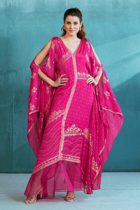 Buy Mandira Wirk - Indian Fuchsia Organza, Chiffon Foil Print V Neck Kaftan Online at Aza Fashions Buy_Mandira Wirk - Indian_Fuchsia Organza, Chiffon Foil Print V Neck Kaftan _Online_at_Aza_Fashions