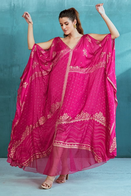 Mandira Wirk - Indian Fuchsia Organza, Chiffon Foil Print V Neck Kaftan Online at Aza Fashions Mandira Wirk - Indian_Fuchsia Organza, Chiffon Foil Print V Neck Kaftan _Online_at_Aza_Fashions